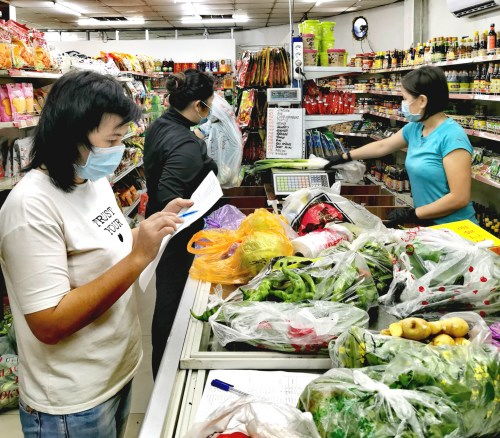 關(guān)門不歇業(yè) 疫情下在吉中國(guó)食品超市的裝卸服務(wù)探訪